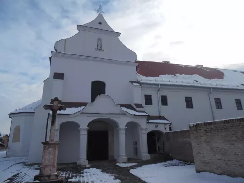 FRANJEVACKI-SAMOSTAN-9