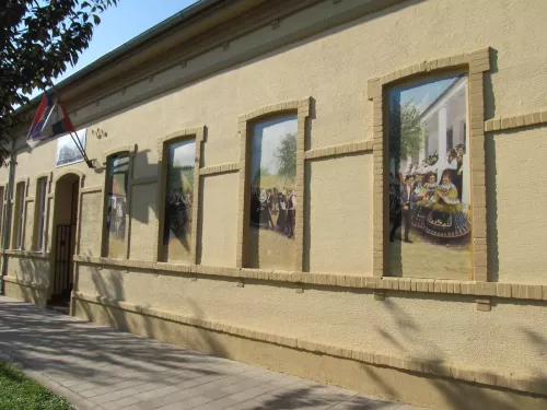 02 Galerija-Zuske-Medvedjove pogled-sa-ulice