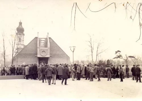 Otvaranje-galerije-1970-arhiva-galerije