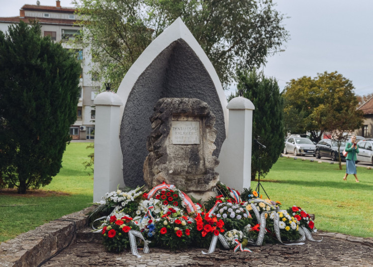 memorijalni-kompleks-Sencanske-bitke